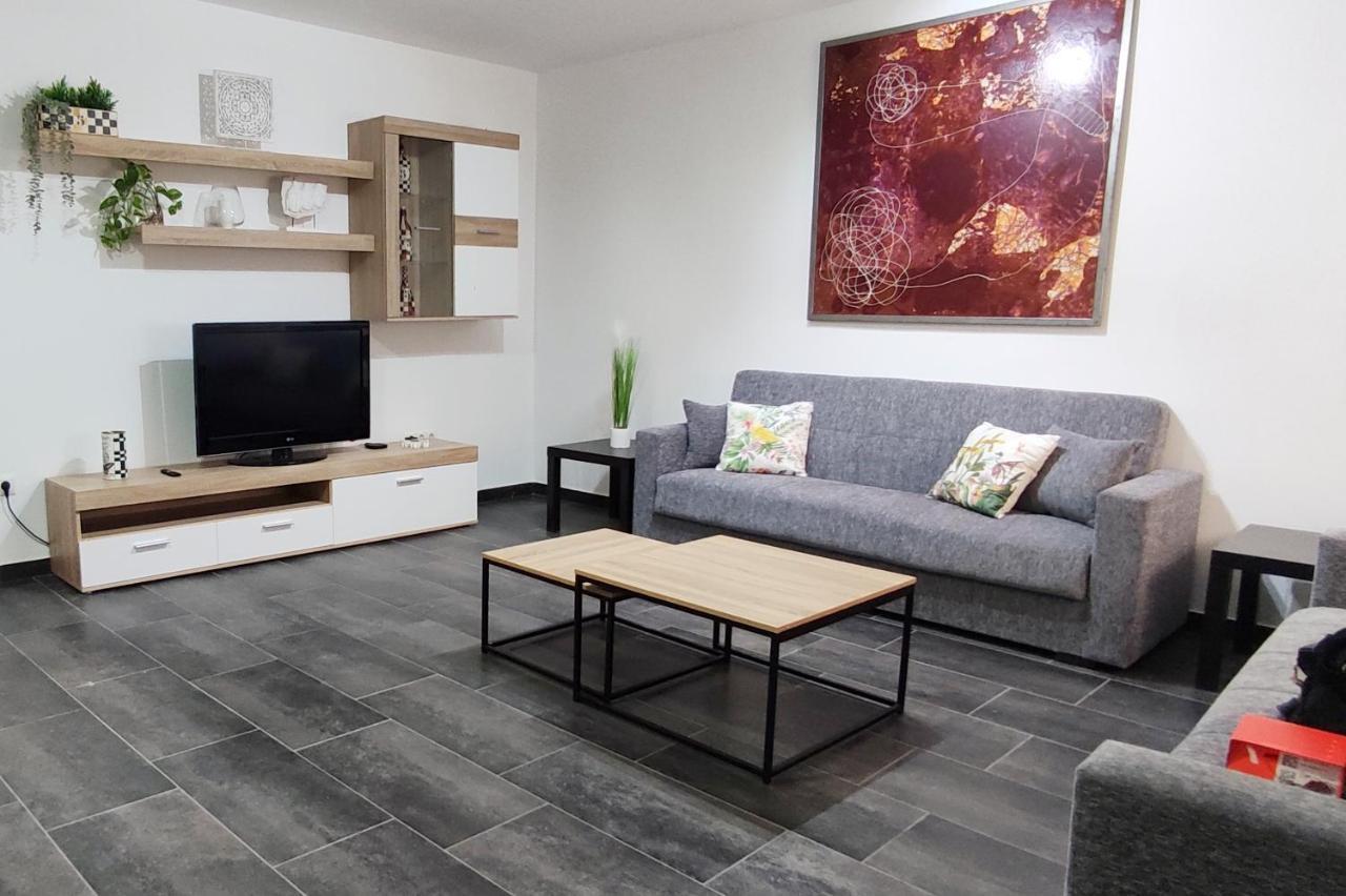 Porvenir Apartment Seville Luaran gambar
